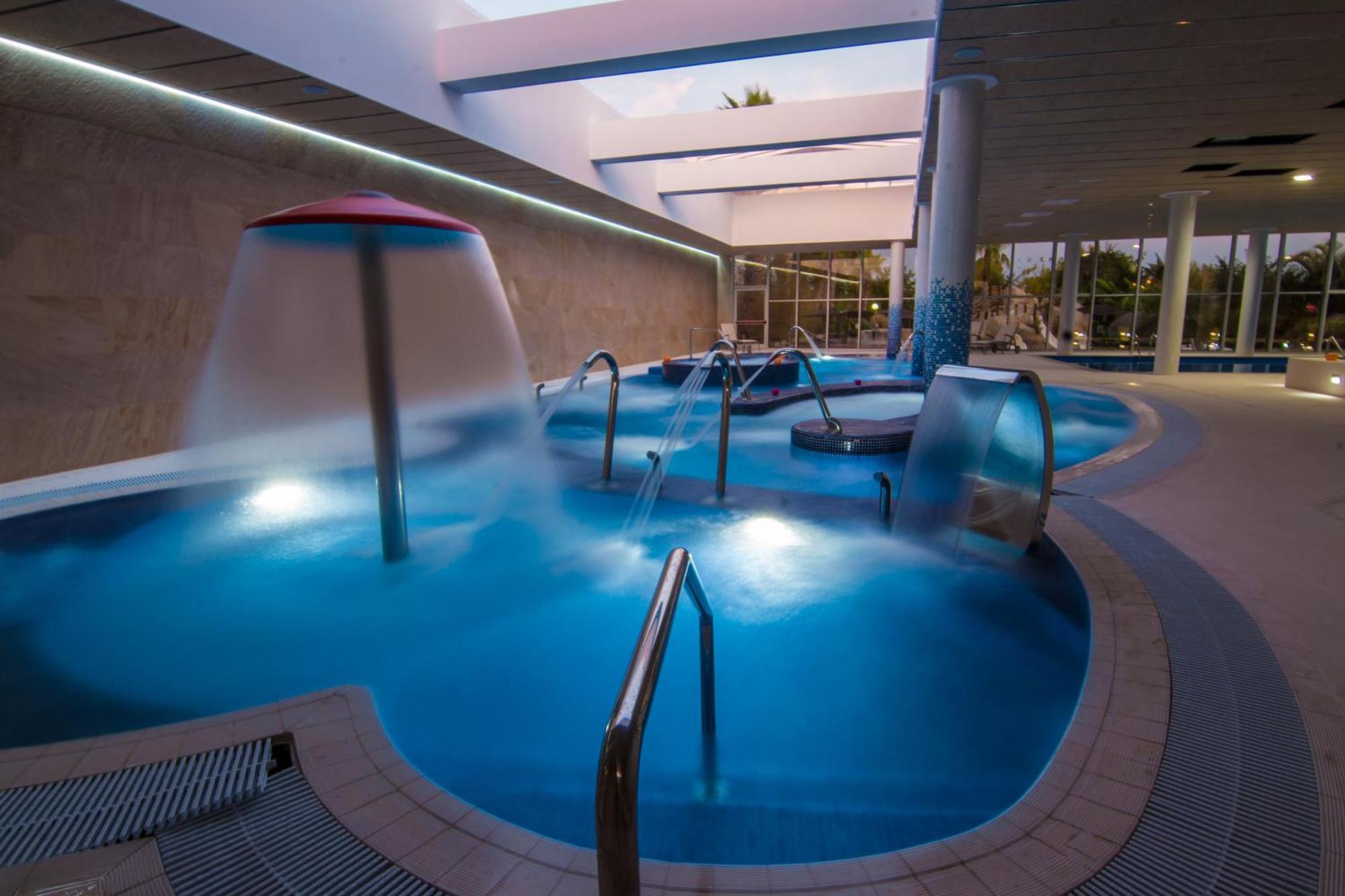 Resort La Marina Resort 5*
