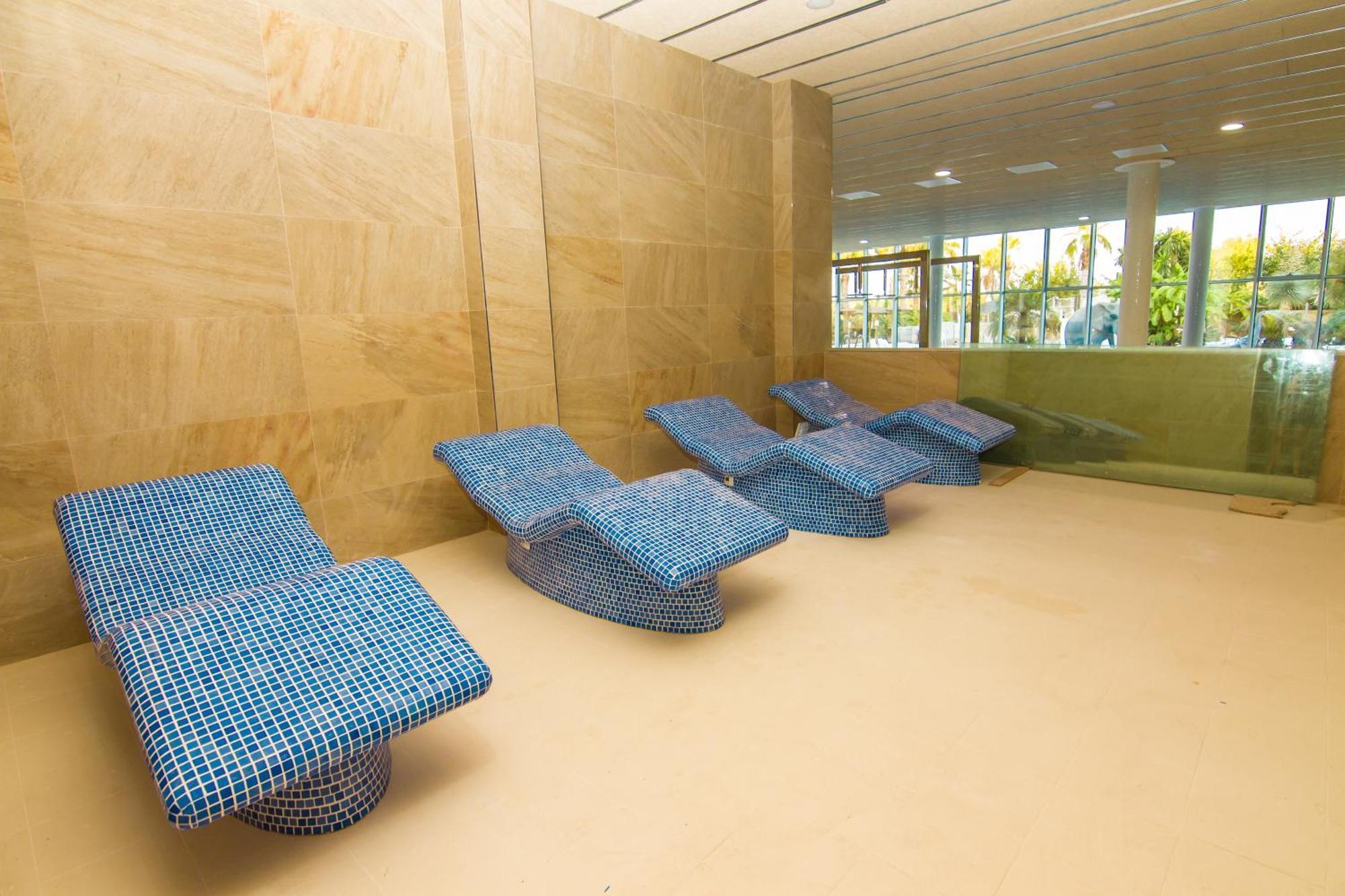 Resort La Marina Resort 5*
