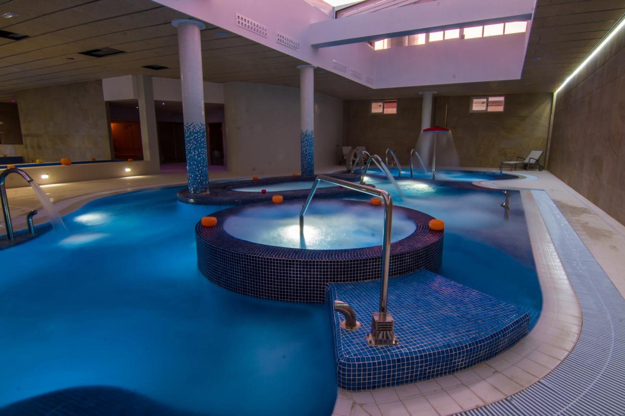 Resort La Marina Resort 5*