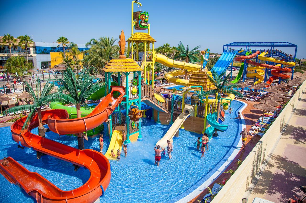 La Marina Resort 5* La Mariña